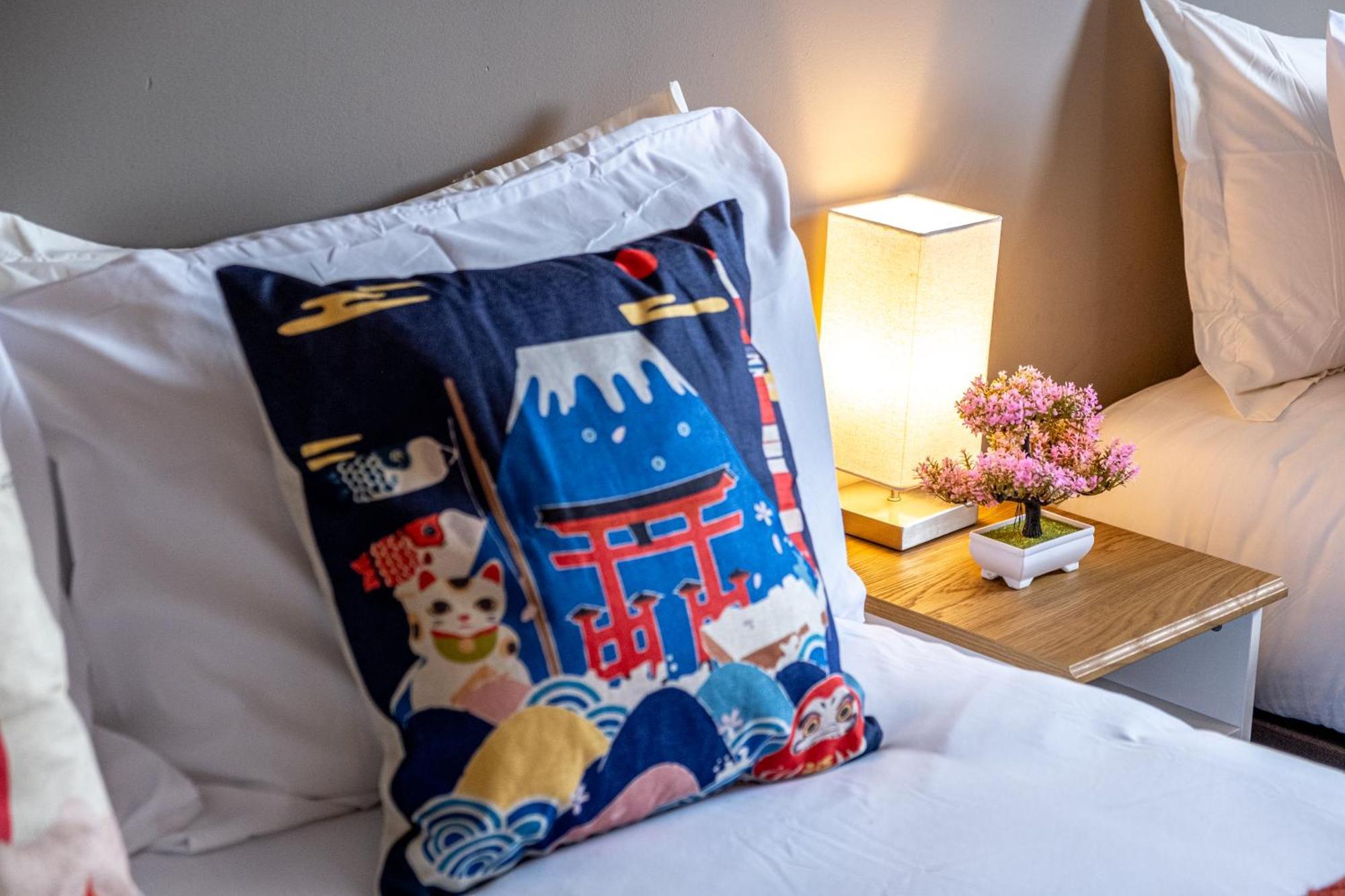 Anime Suite - Central And Free Parking With Netflix Birmingham Kültér fotó