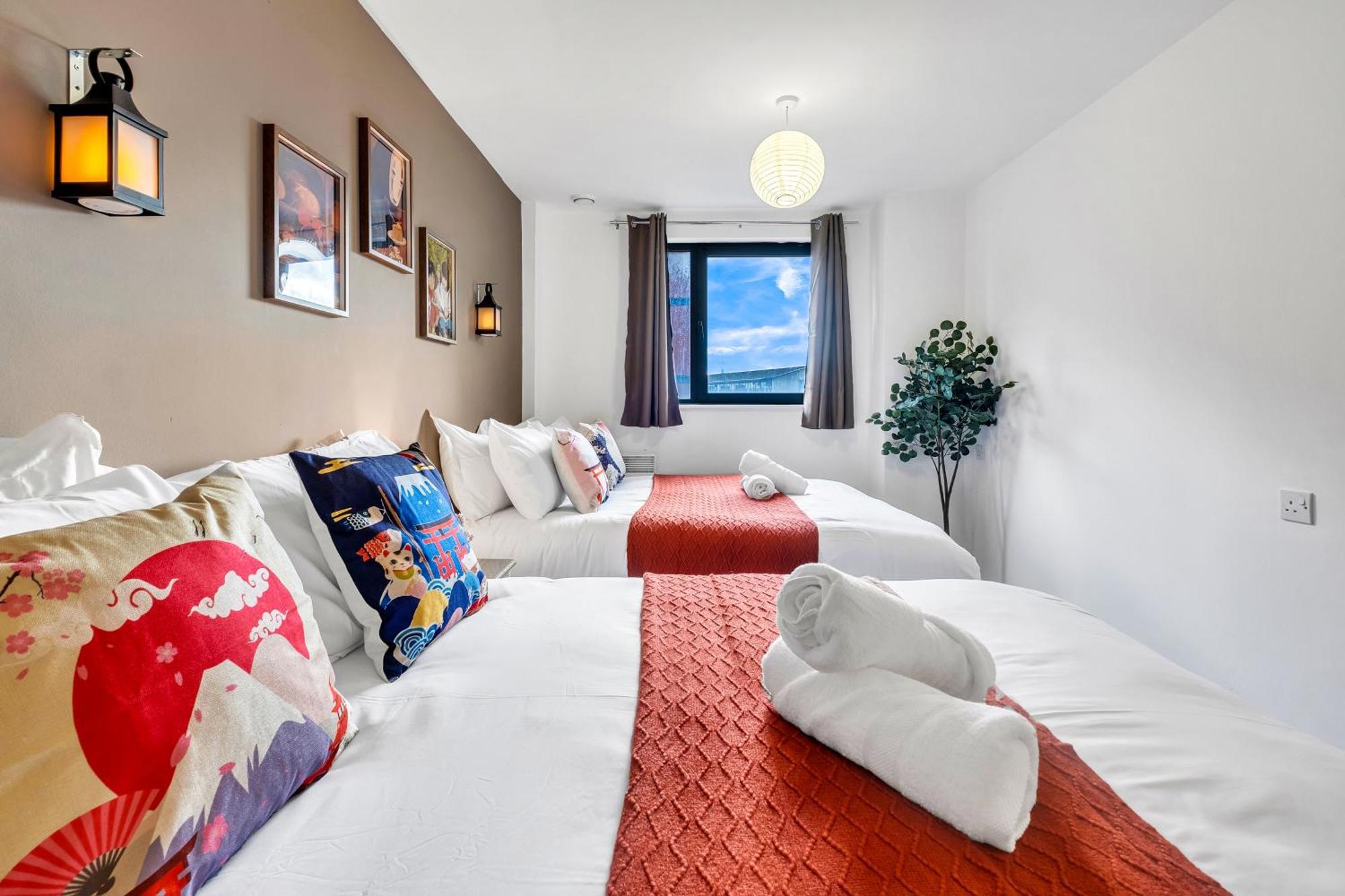Anime Suite - Central And Free Parking With Netflix Birmingham Kültér fotó